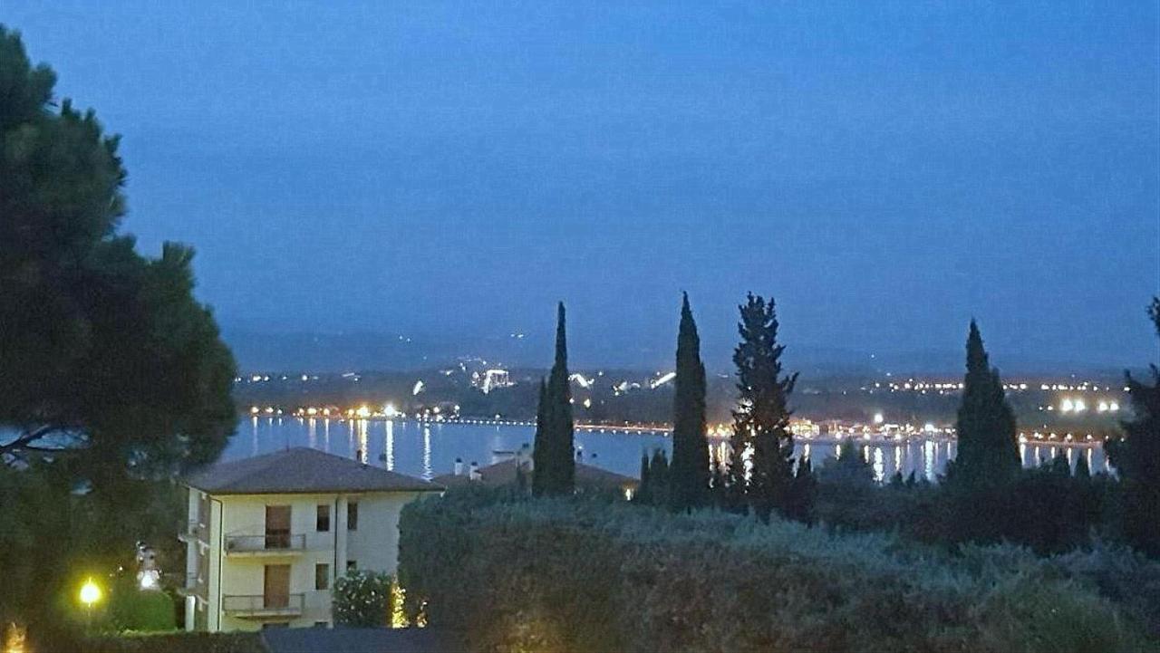 Appartamento Peschiera Пескьера-дель-Гарда Экстерьер фото
