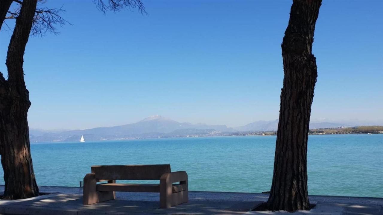 Appartamento Peschiera Пескьера-дель-Гарда Экстерьер фото