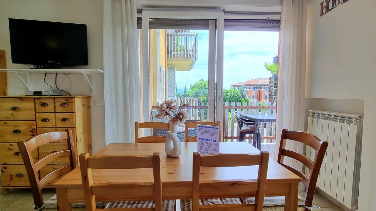 Appartamento Peschiera Пескьера-дель-Гарда Экстерьер фото